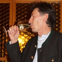 27625136_1207873789346260_3129793457161083449_o